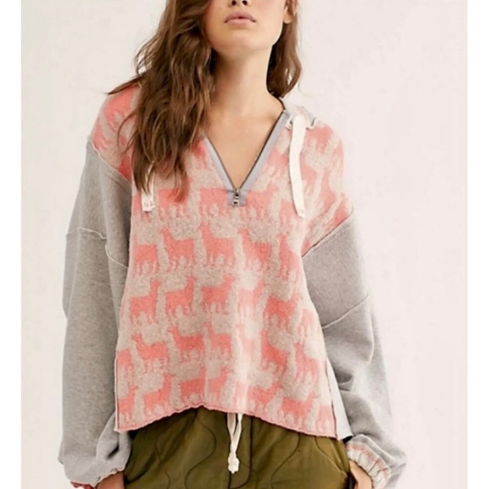 NWOT Free People // Alpaca my Bags Sweater